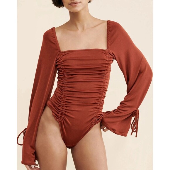 Free People Intimately Meant To Be Bodysuit S In Red / Rust Bell Long Sleeve - Picture 1 of 16